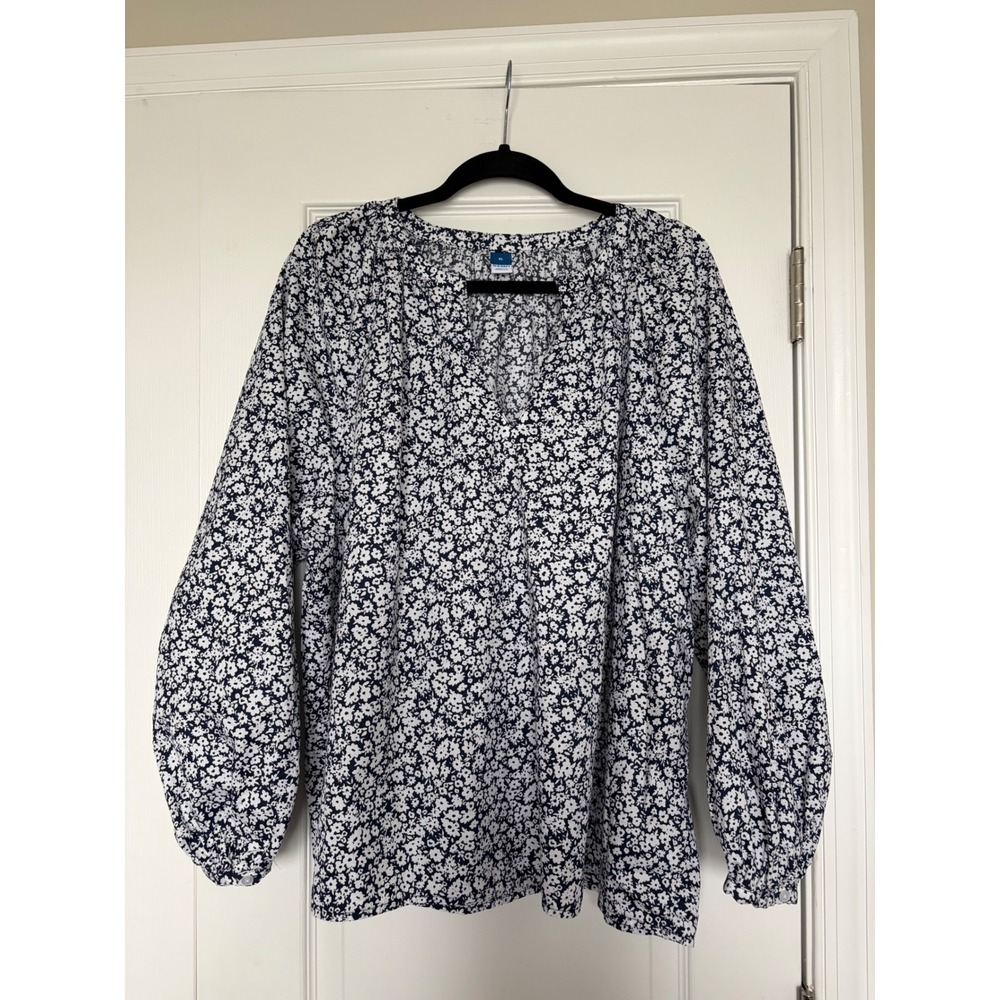 Old Navy Womens XL Blue White Floral V-Neck Long Sleeve Cotton Blouse Top